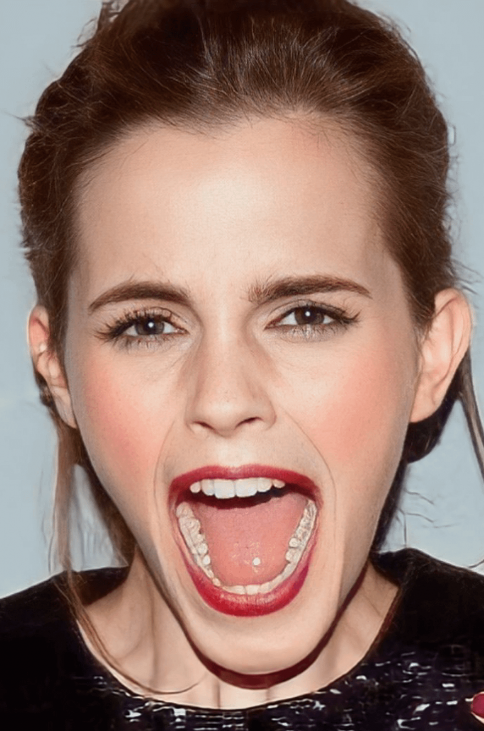 a9EZGncq Emma Watson - Birthday Girl 03.png